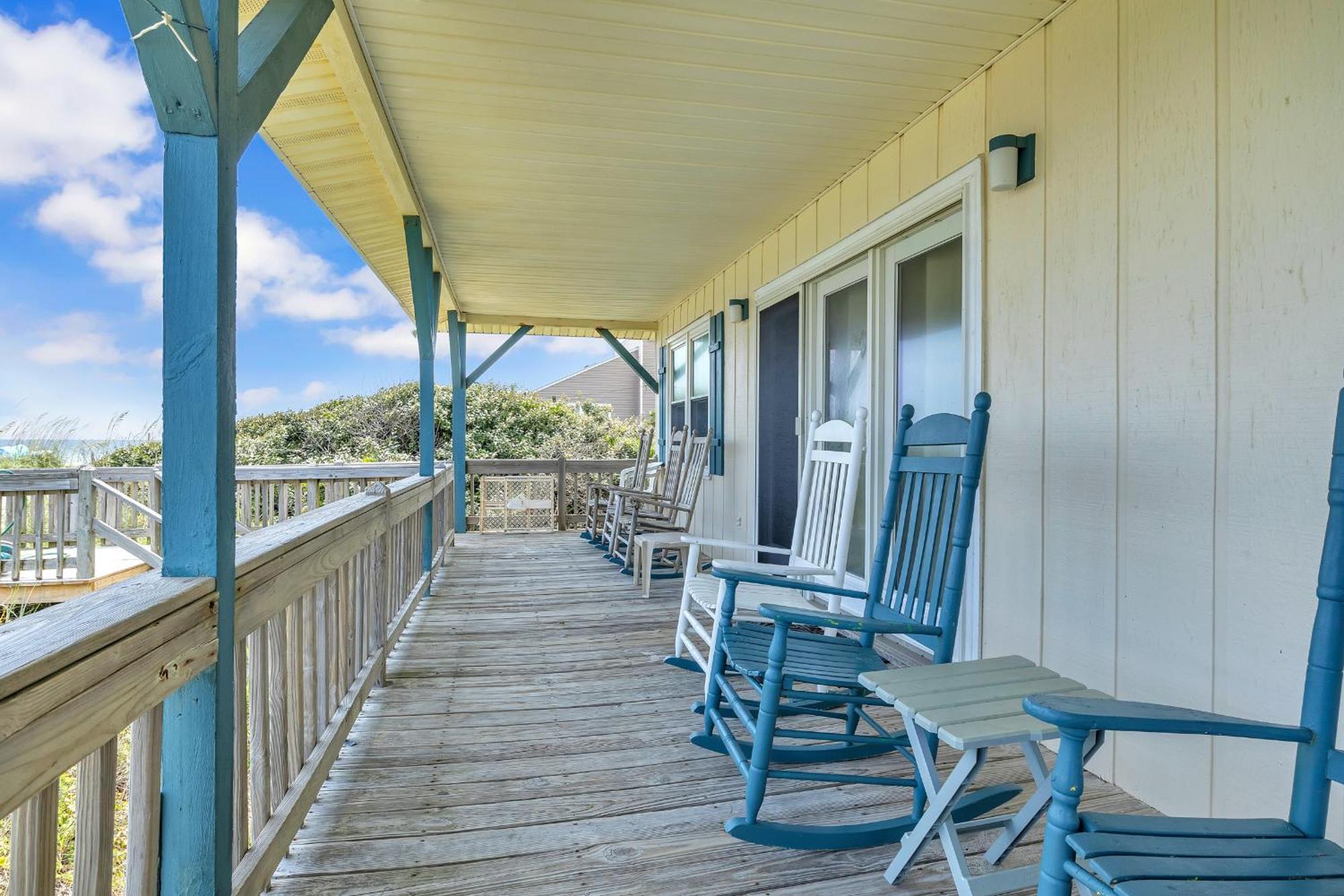 Surfsong By Oak Island Accommodations Exterior photo